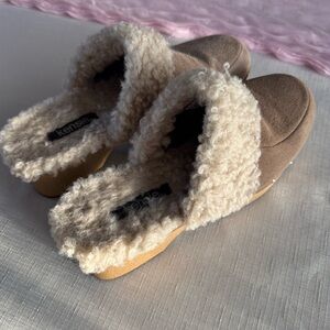 Kensie Cream Shearling Clogs